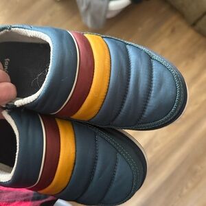 #SANUK PUFFER SLIP-ON 8.5 women